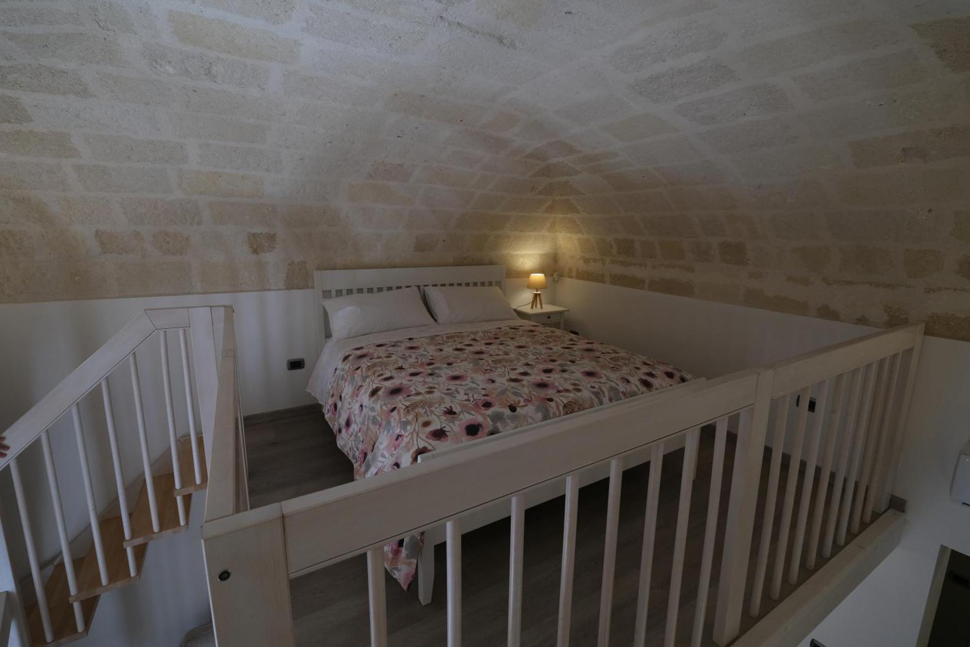Il Poggiolo Fiorito Hotel Taranto Eksteriør billede