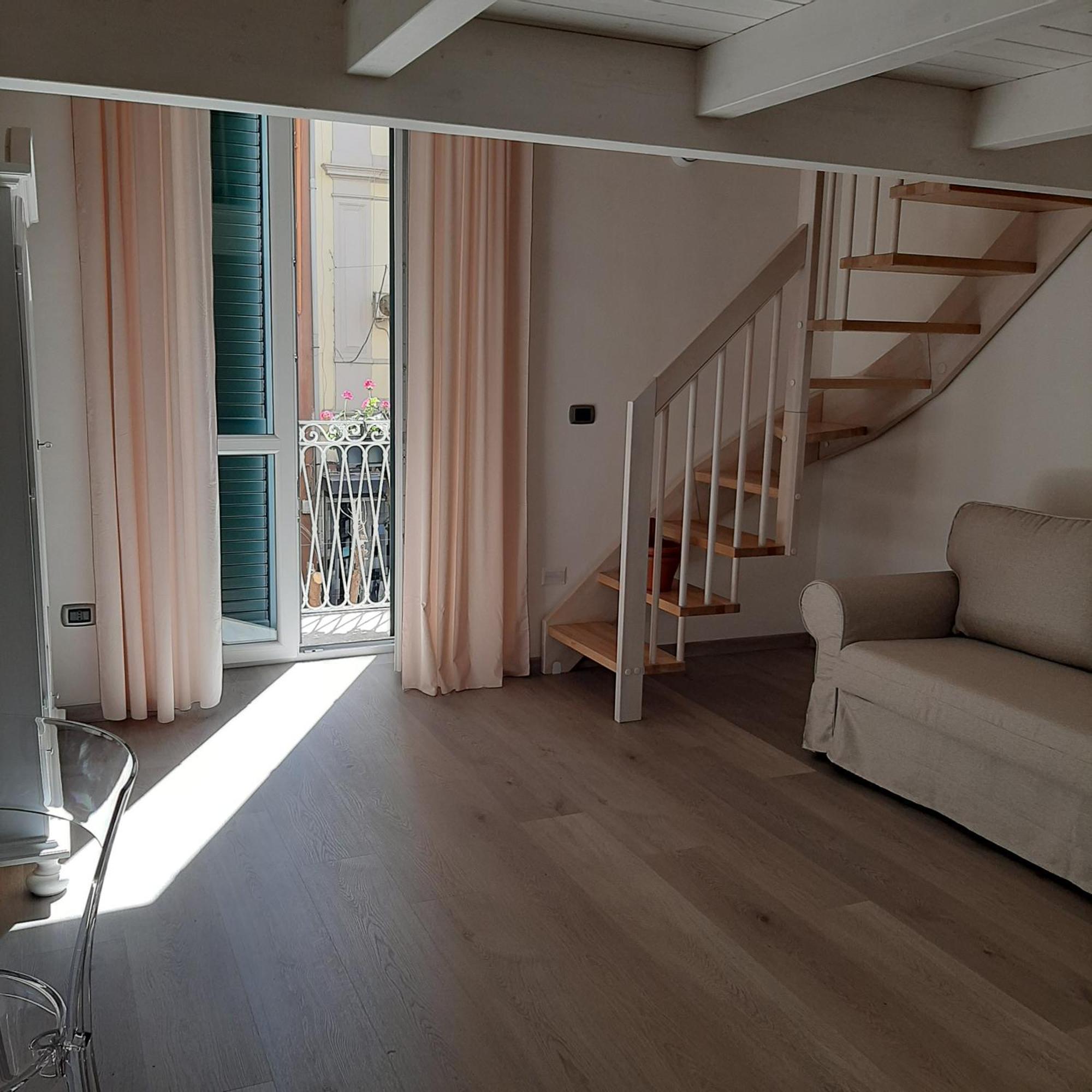 Il Poggiolo Fiorito Hotel Taranto Eksteriør billede
